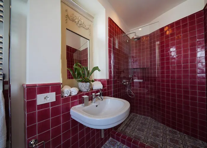 Rentals- Kalisa Villa Sorrent