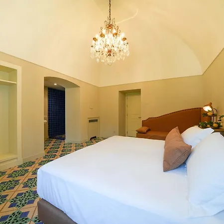Villa Rentals- Kalisa *