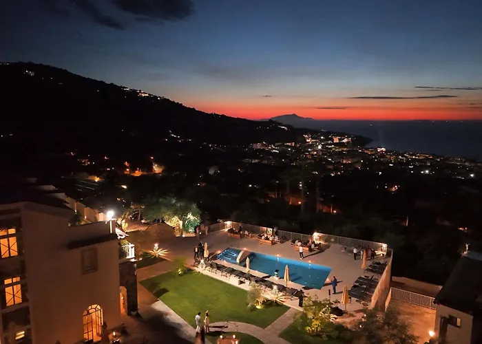 Villa Rentals- Kalisa *