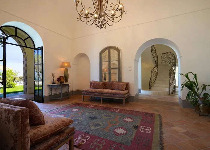 Vila Rentals- Kalisa