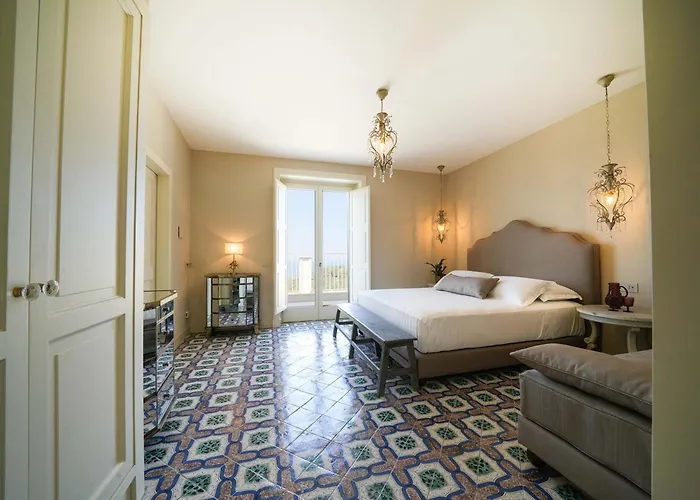 Rentals- Kalisa Villa Sorrento