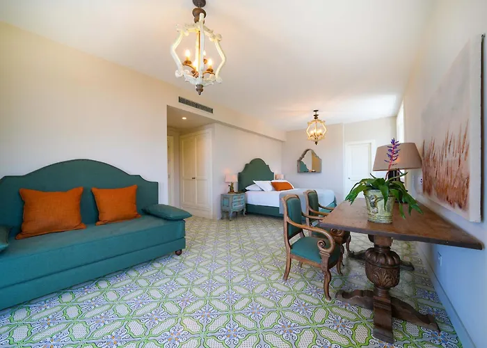 Vila Rentals- Kalisa