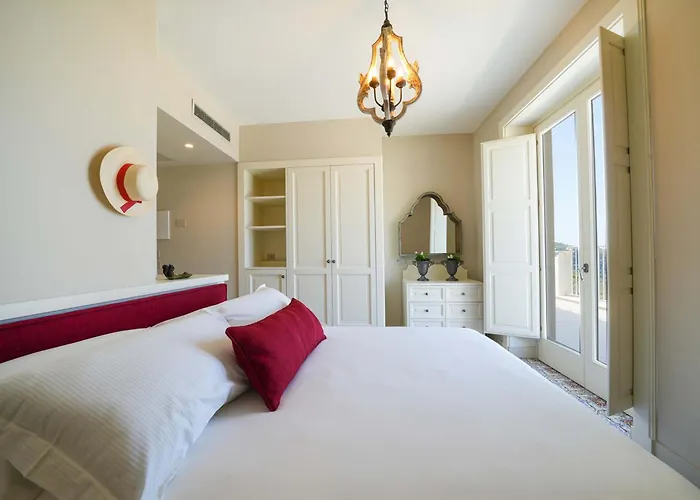 Vila Rentals- Kalisa *