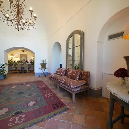Villa Rentals- Kalisa *