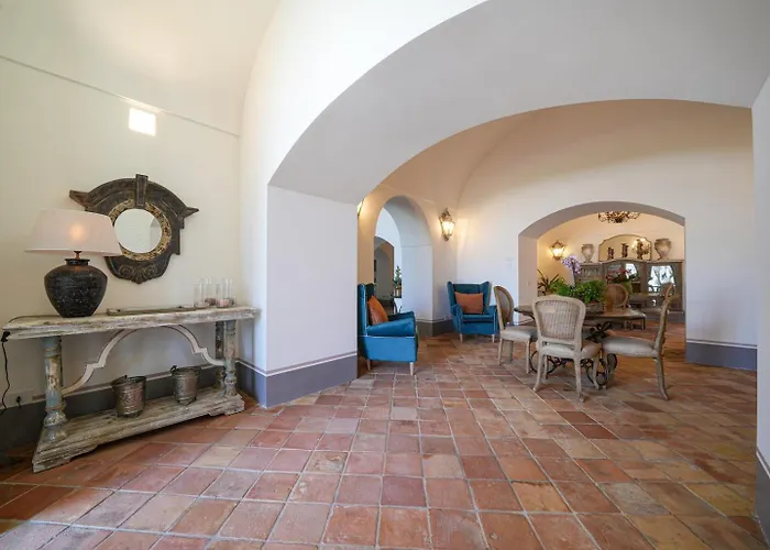 Villa Rentals- Kalisa